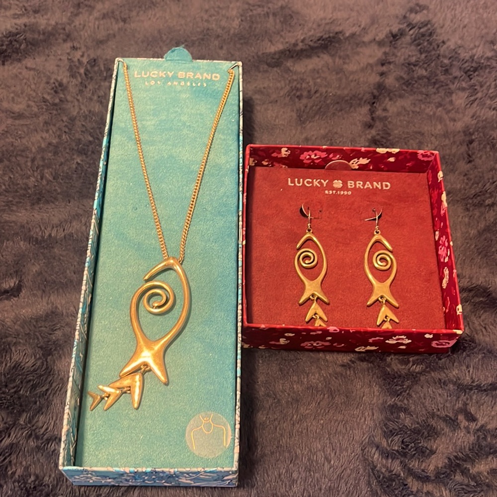 Lucky 🍀 Brand set Earrings and Necklace Fish shape Gold plated